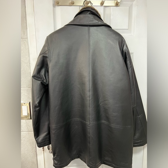 Cherokee Genuine Leather Jacket - Picture 9 of 16